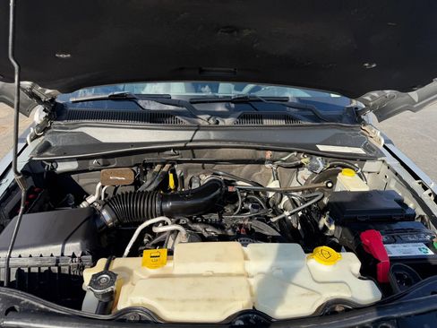 Used 2011 Jeep Liberty Sport image 33