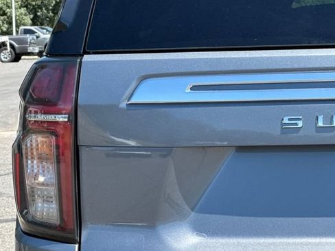 Used 2022 Chevrolet Suburban LT AWD/4WD image 49