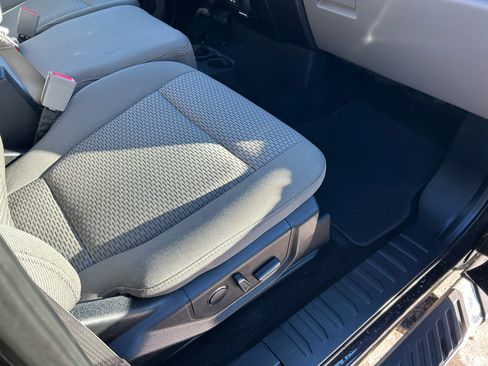 Used 2018 Ford F150 XLT w/ Equipment Group 302A Luxury image 11