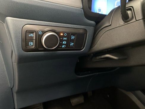 New 2025 Ford Maverick XL w/ Equipment Group 101A AWD/4WD image 23