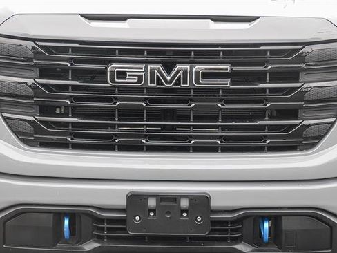 Used 2024 GMC Sierra 1500 Elevation image 7