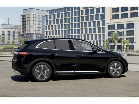 New 2026 Mercedes-Benz EQE 320+ SUV image 18