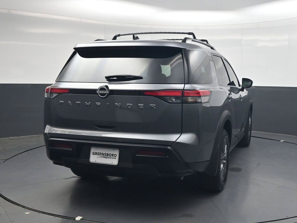Certified 2026 Nissan Pathfinder SV FWD image 5