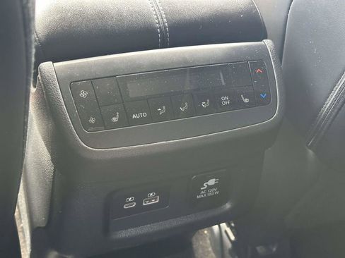 Used 2023 Nissan Pathfinder Platinum w/ Lighting Package (N93) AWD/4WD image 11