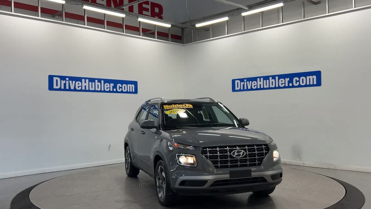 Used 2022 Hyundai Venue SEL FWD image 5