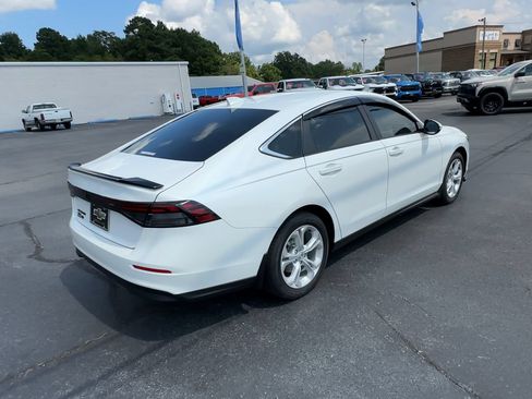 Used 2026 Honda Accord LX image 8