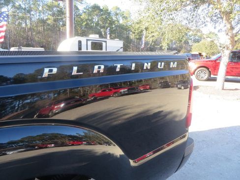 Used 2016 Ford F350 Platinum image 9