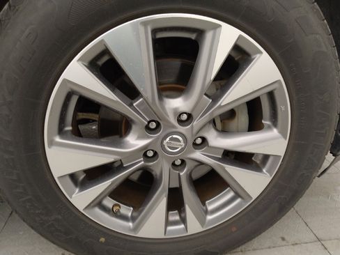 Used 2018 Nissan Murano SV FWD image 31