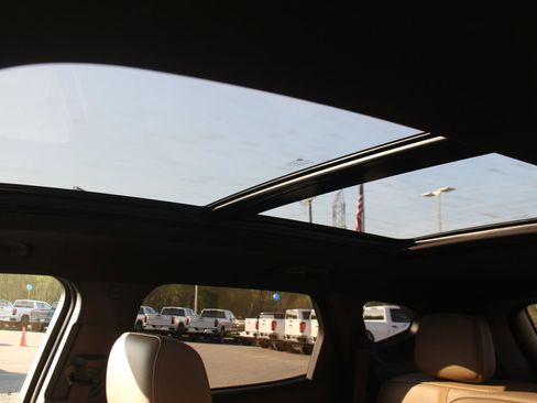 Used 2024 Chevrolet Blazer Premier w/ Driver Confidence II Package image 35