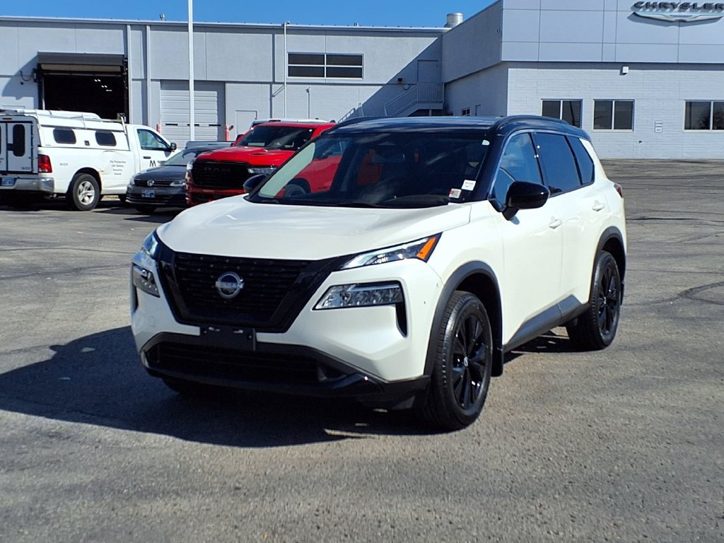 Used 2023 Nissan Rogue SV w/ SV Premium B Package AWD/4WD image 2