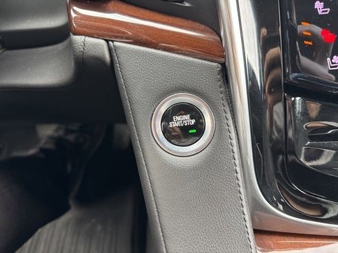 Used 2020 Cadillac Escalade ESV Premium Luxury w/ LPO, Radiant Package image 44