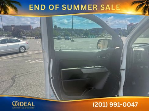 Used 2022 Chevrolet Colorado LT w/ LT Convenience Package AWD/4WD image 19