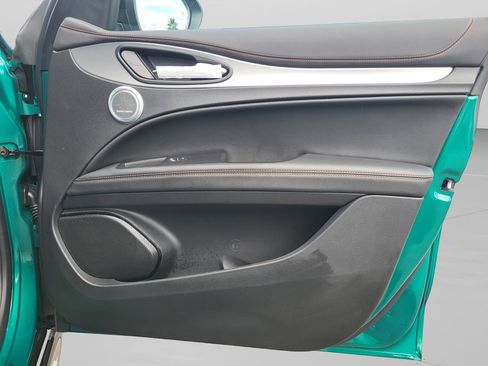 New 2025 Alfa Romeo Stelvio Sprint image 61
