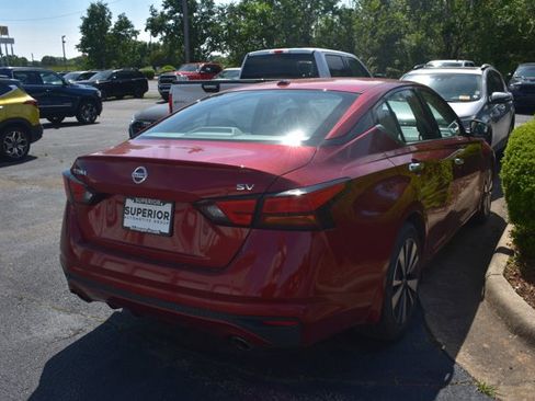 Used 2020 Nissan Altima 2.5 SV FWD image 3