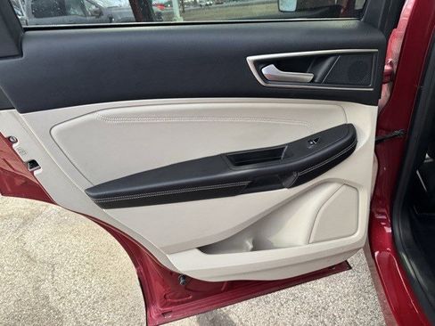 Used 2024 Ford Edge Titanium w/ Equipment Group 301A image 23