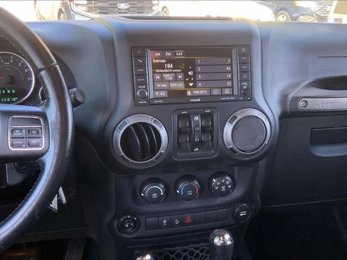 Used 2016 Jeep Wrangler Unlimited Sport w/ Quick Order Package 24S AWD/4WD image 7