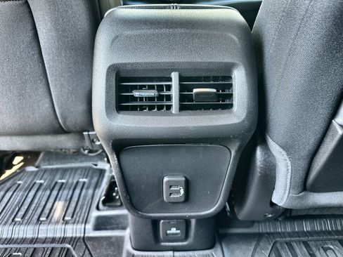 Certified 2018 GMC Terrain SLE w/ Driver Convenience Package image 21