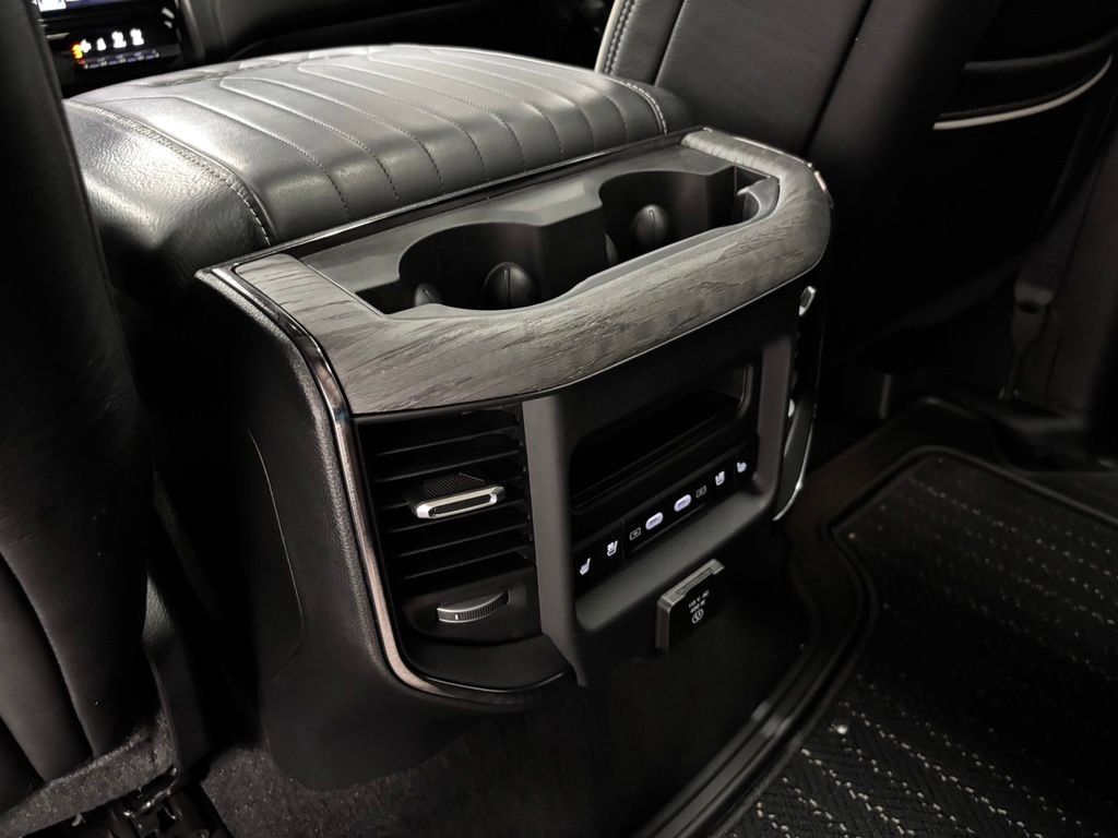 Used 2026 RAM 1500 Limited AWD/4WD image 47