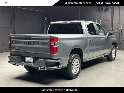 Used 2021 Chevrolet Silverado 1500 RST image 7