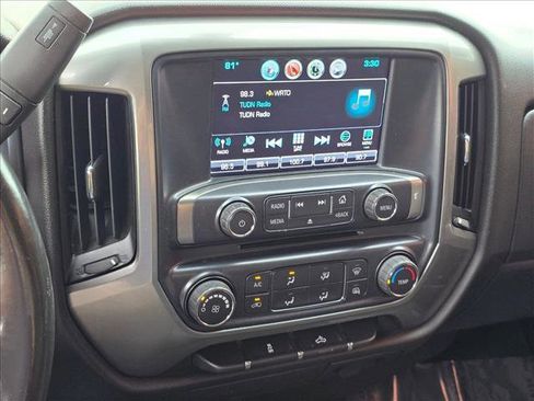 Used 2018 Chevrolet Silverado 1500 LT AWD/4WD image 12