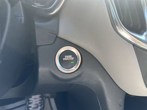 Used 2023 Chevrolet Equinox LS w/ LS Convenience Package image 16