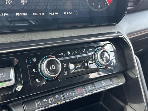 Used 2022 GMC Sierra 1500 AT4 w/ AT4 Preferred Package image 20