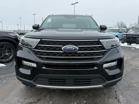 Used 2023 Ford Explorer XLT w/ Equipment Group 202A image 24