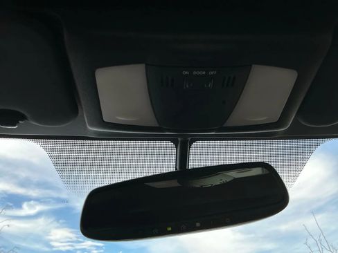 Used 2014 Nissan 370Z Touring w/ Sport Package image 32