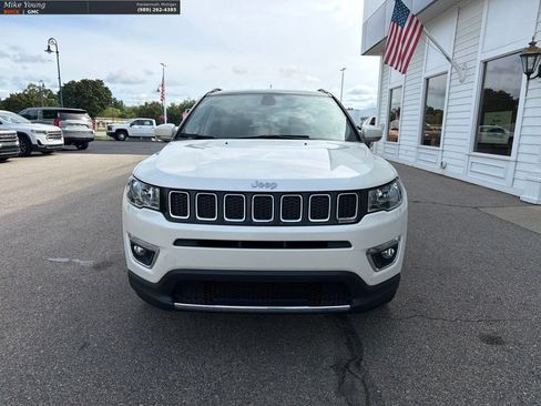 Used 2019 Jeep Compass Limited w/ Safety & Security Group AWD/4WD image 2