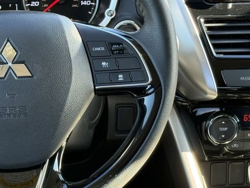 Used 2024 Mitsubishi Eclipse Cross SE image 25