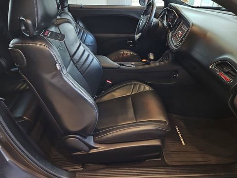 Used 2023 Dodge Challenger SRT Hellcat w/ Driver Convenience Group RWD image 34