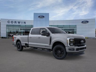 New 2026 Ford F350 Lariat w/ Black Appearance Package