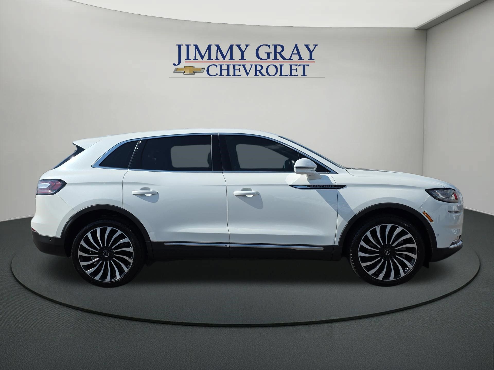 Used 2023 Lincoln Nautilus Black Label w/ Cargo Utility Package AWD/4WD image 6