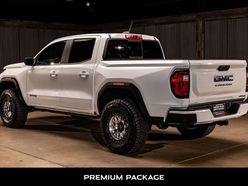 Used 2023 GMC Canyon AT4 w/ AT4 Premium Package image 6