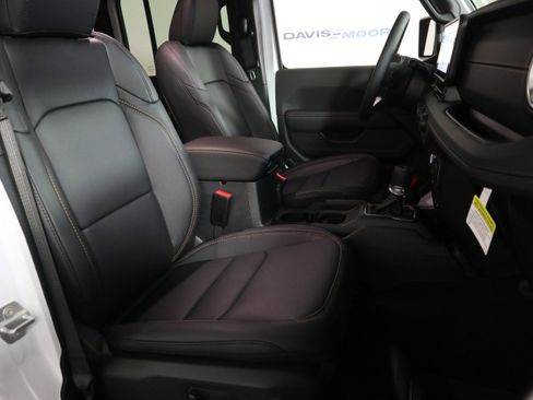 New 2026 Jeep Wrangler Sahara AWD/4WD image 20