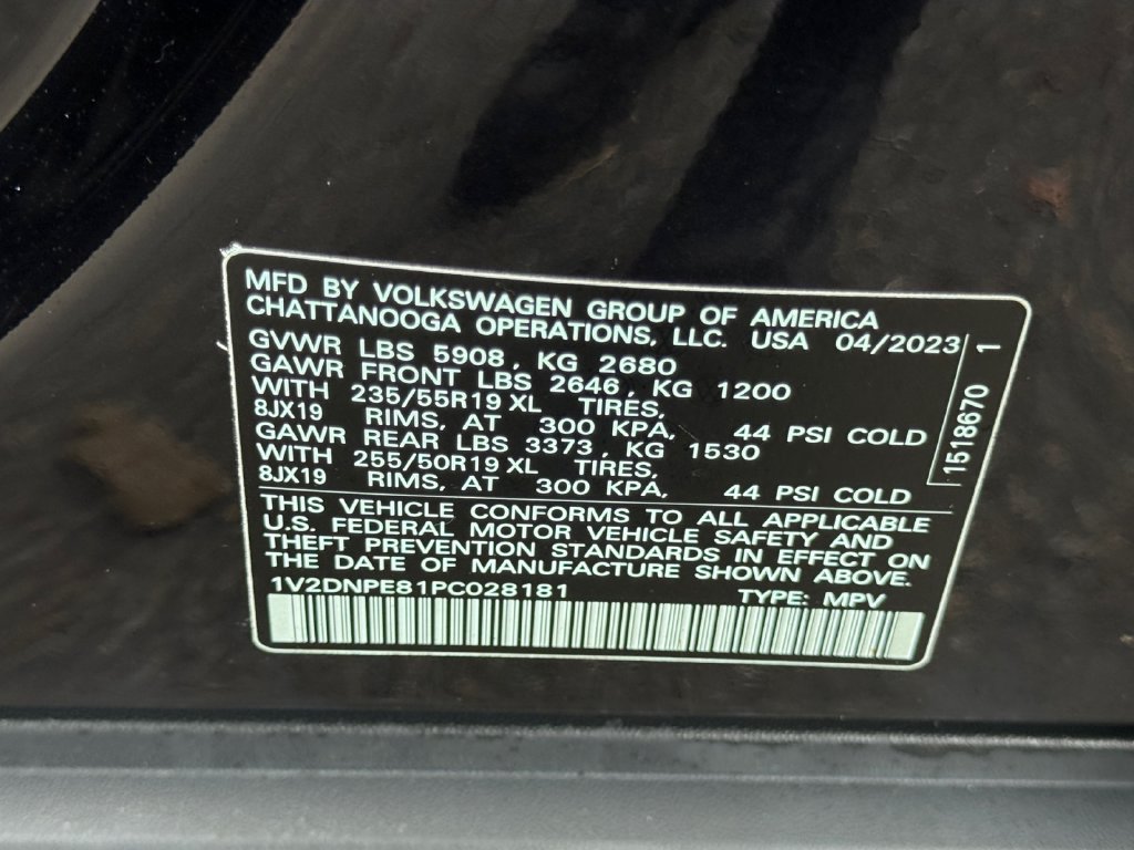 Used 2023 Volkswagen ID.4 Pro AWD/4WD image 27