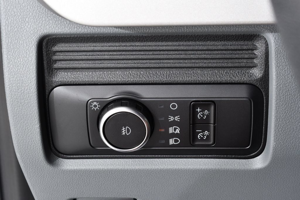 New 2027 Ford F550 4x4 Crew Cab image 32