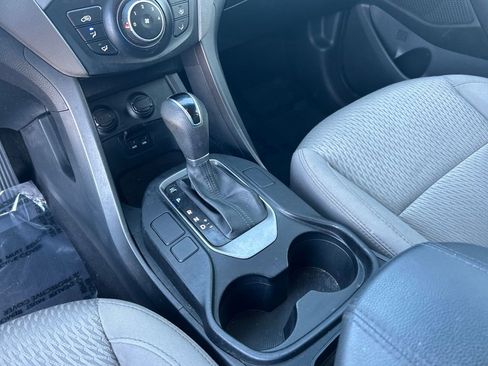 Used 2013 Hyundai Santa Fe Sport image 16