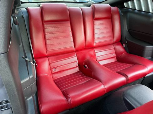 Used 2006 Ford Mustang GT Premium image 15