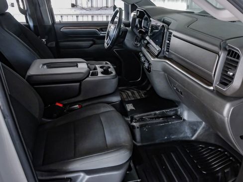 Used 2024 Chevrolet Silverado 3500 LT w/ Convenience Package image 13