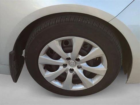 Used 2025 Toyota Corolla LE FWD image 14