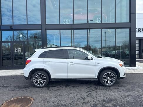 Used 2019 Mitsubishi Outlander Sport GT image 2