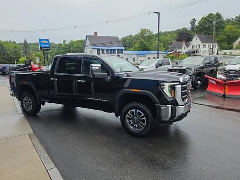 Used 2026 GMC Sierra 2500 SLT w/ SLT Convenience Package AWD/4WD image 8