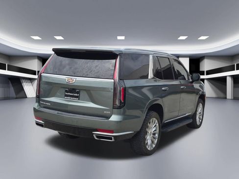 Used 2023 Cadillac Escalade Premium Luxury AWD/4WD image 6