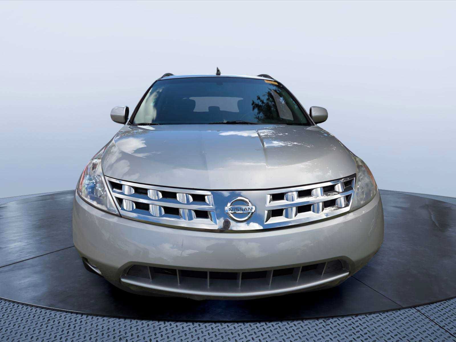 Used 2004 Nissan Murano SL w/ (PRM) Premium Pkg AWD/4WD image 2