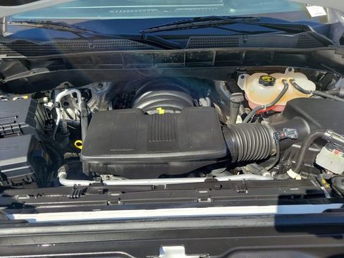 Used 2025 GMC Sierra 1500 SLT RWD image 34