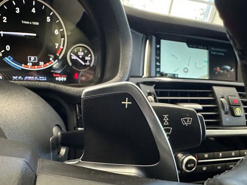 Used 2017 BMW X4 M40i image 39