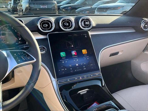 Used 2025 Mercedes-Benz CLE 300 4MATIC Cabriolet image 8