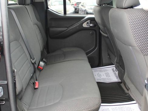 Used 2018 Nissan Frontier PRO-4X AWD/4WD image 12