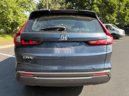 Used 2024 Honda CR-V LX image 7